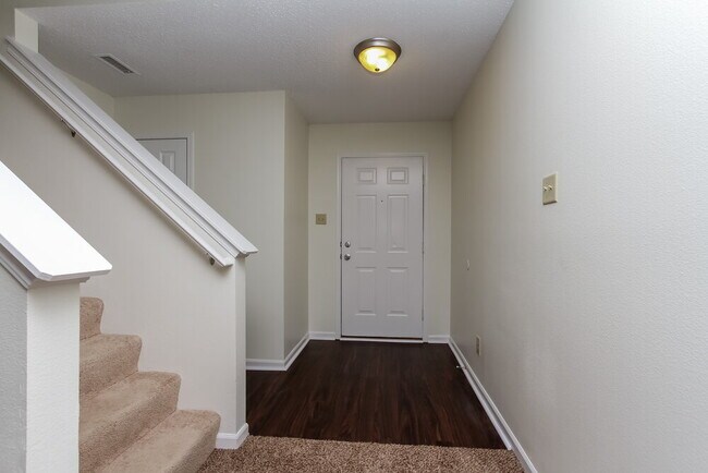Building Photo - 3115 Black Forest Ln