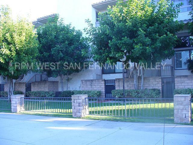 Primary Photo - 20224 Sherman Way