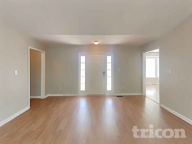 Building Photo - 51 Bear Oak Dr