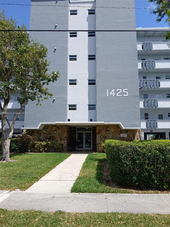 Foto del edificio - 1425 Atlantic Shores Blvd