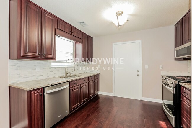 Building Photo - Celebrate 2024 with a Home that Sparkles! ...