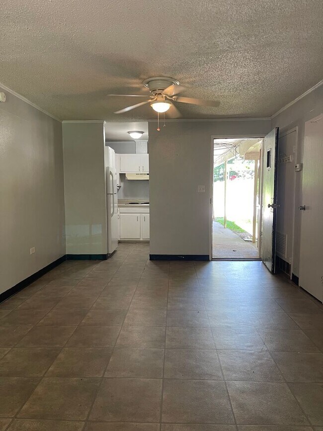 Foto del edificio - 2BR/1BA - Duplex located off of South Mill...