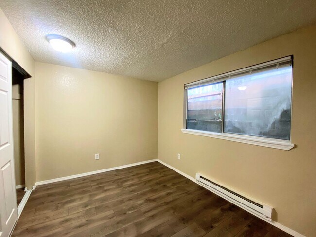 Building Photo - Frey-Ong-6021