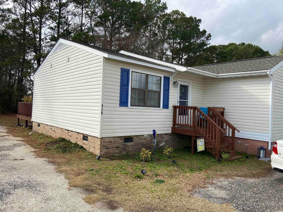 617B 3rd Ave S, North Myrtle Beach, SC 29582 House for Rent in North