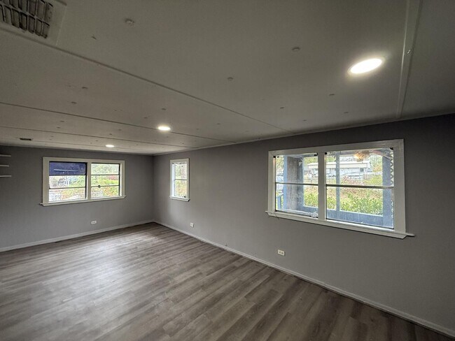 Foto del edificio - 54588 Marlee Rd