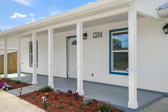 Foto del edificio - 1394 Sandusky St SE