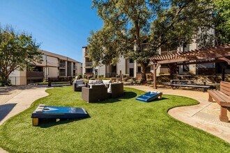 Building Photo - z - Historical - The Crosby