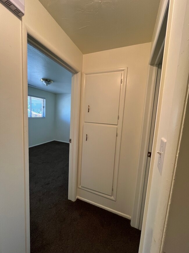 Hallway - 162 N 400 E