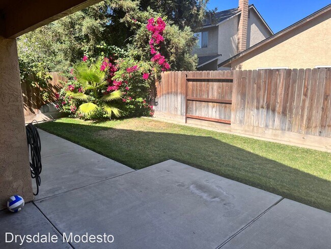 Building Photo - 3 br, 2 bath House - 3900 Gagos Dr.