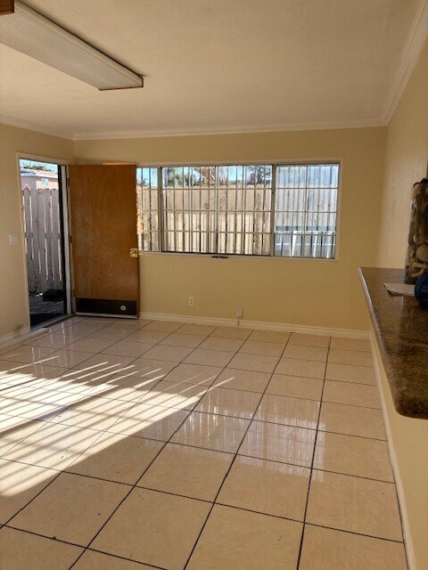 Foto del edificio - 12331 Alpine Ave