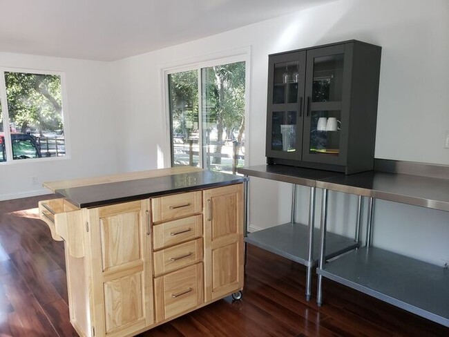 Building Photo - Fully Remodeled Modular Home in Creston