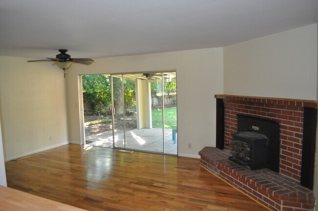 Foto del edificio - 786 Portal Drive