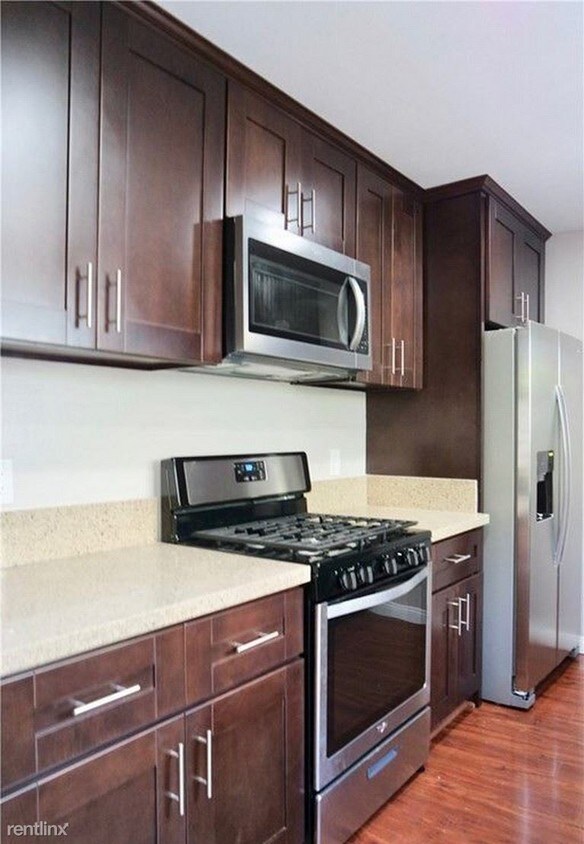 Primary Photo - 3 br, 3 bath - 746 Portola Ter