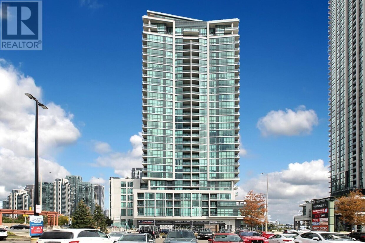 Photo principale - 3985-3985 Grand Park Dr
