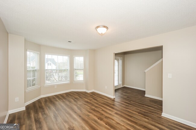 Building Photo - 131 Laughlin Dr