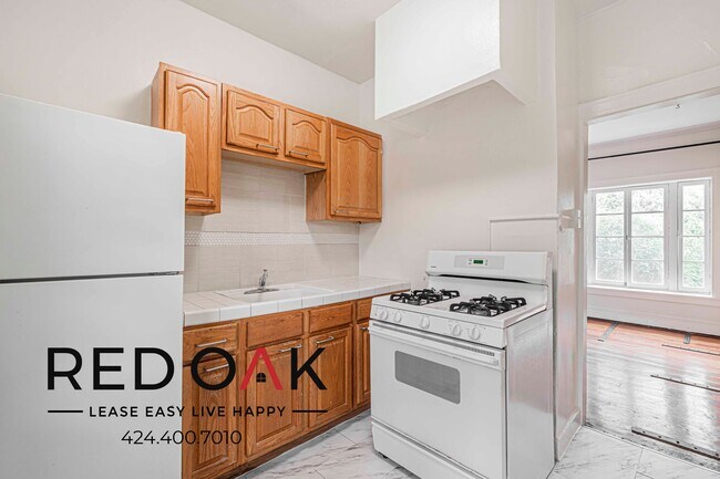 Foto del edificio - 532 S Coronado St