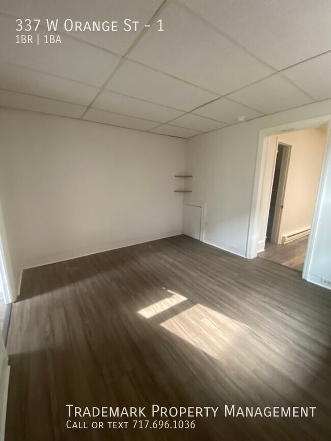Building Photo - Nice West End 1 Bedroom