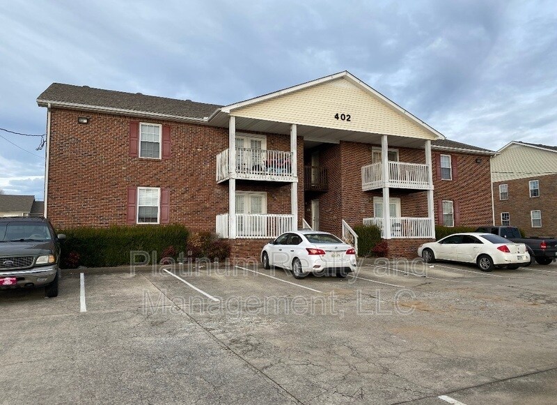 402 Jack Miller Blvd Unit E, Clarksville, TN 37042 Condo for Rent in