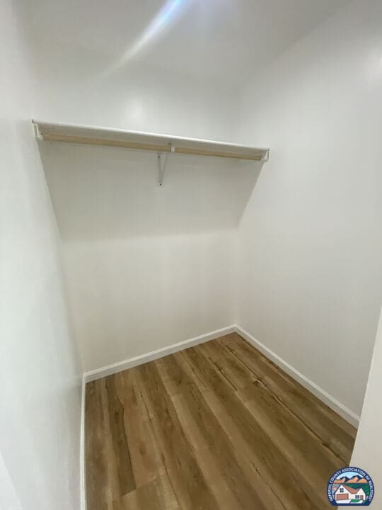 Foto del edificio - 1225 C.N.Perry Ave