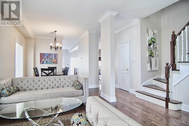 Building Photo - 5279 Springbok Crescent