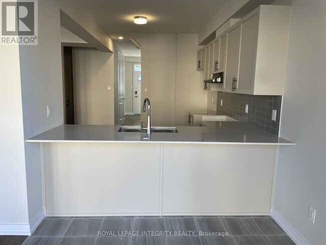 Building Photo - 957 Seagrave Ln