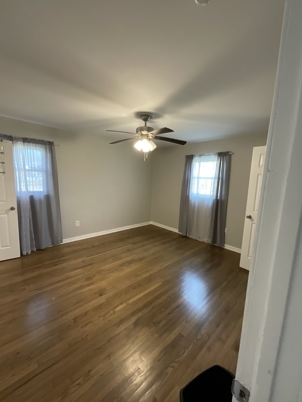 Building Photo - 301 Richard St