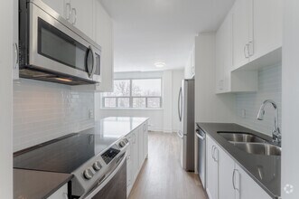 Interior Photo - 2 Regal Road
