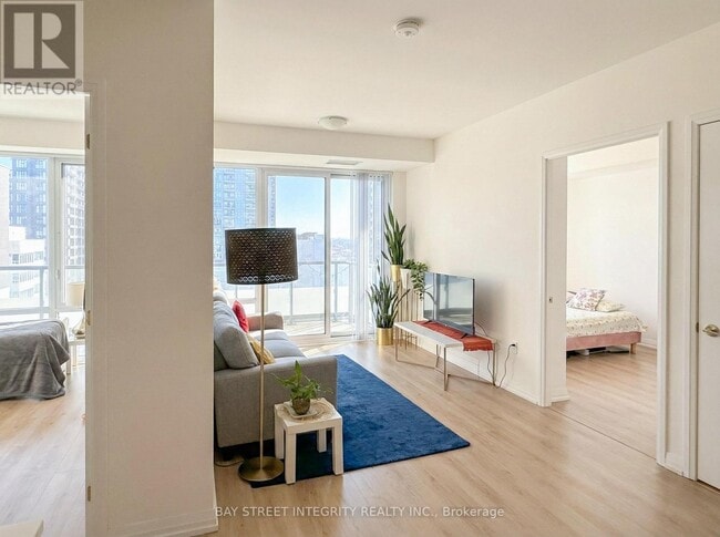 Photo du bâtiment - 25 Holly St