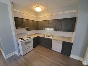 Building Photo - 519 Homewood Ave