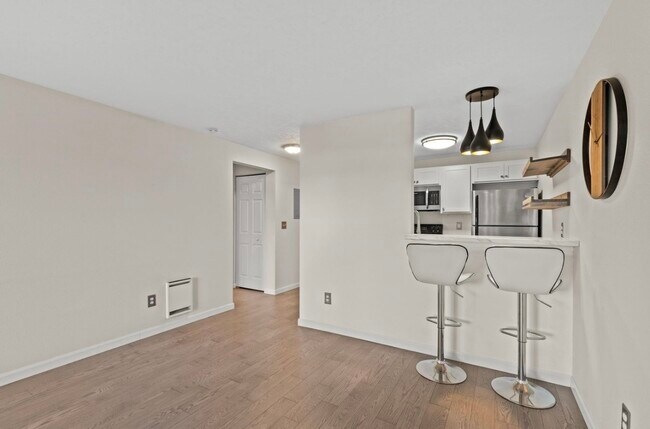 Foto del edificio - 6121 E 6th Ave