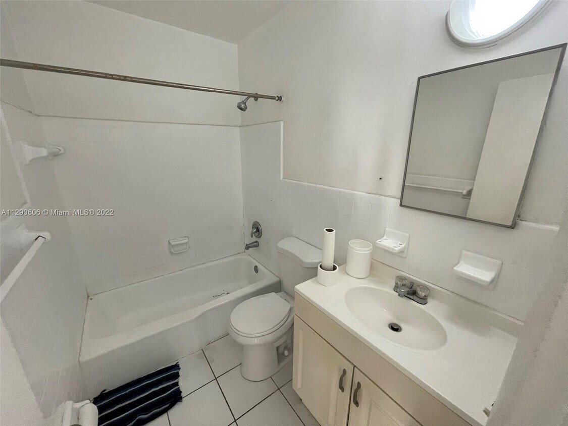 2916 Funston St Unit 53A, Hollywood, FL 33020 Condo for Rent in