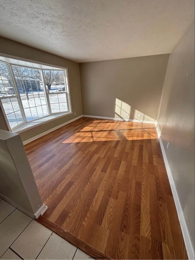 Building Photo - 404 Mallard Rd