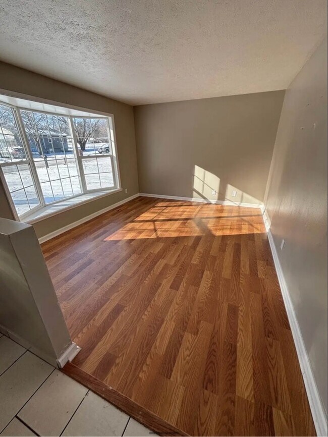 Foto del edificio - 404 Mallard Rd