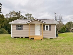 Building Photo - 8136 Baskerville Rd
