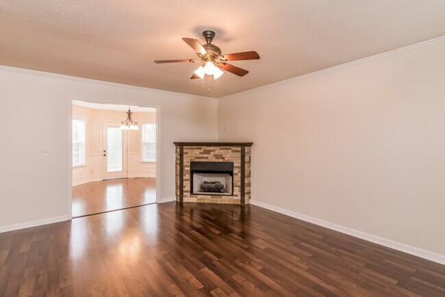 Foto del edificio - 1907 Stoney Meadow Dr