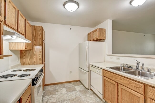 Interior Photo - 328 Prairie Meadows II - III Senior Living...