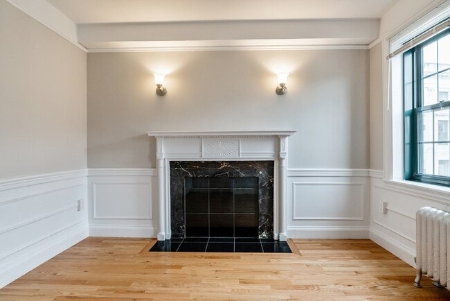 Building Photo - 124 Bowdoin St