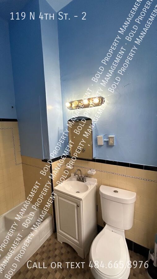 Foto del edificio - 119 N 4th St