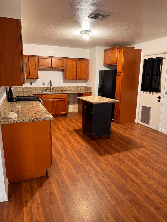 Foto del edificio - 61538 Valley View Dr
