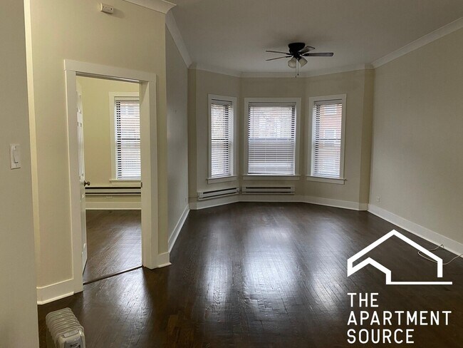 Foto del edificio - 915 W Waveland Ave
