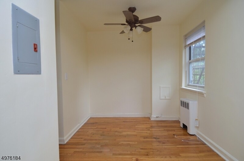 1498 Terrace Cir Unit 4, Teaneck, NJ 07666 Room for Rent in Teaneck