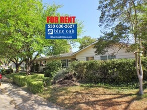 Building Photo - 708 Douglas Ln