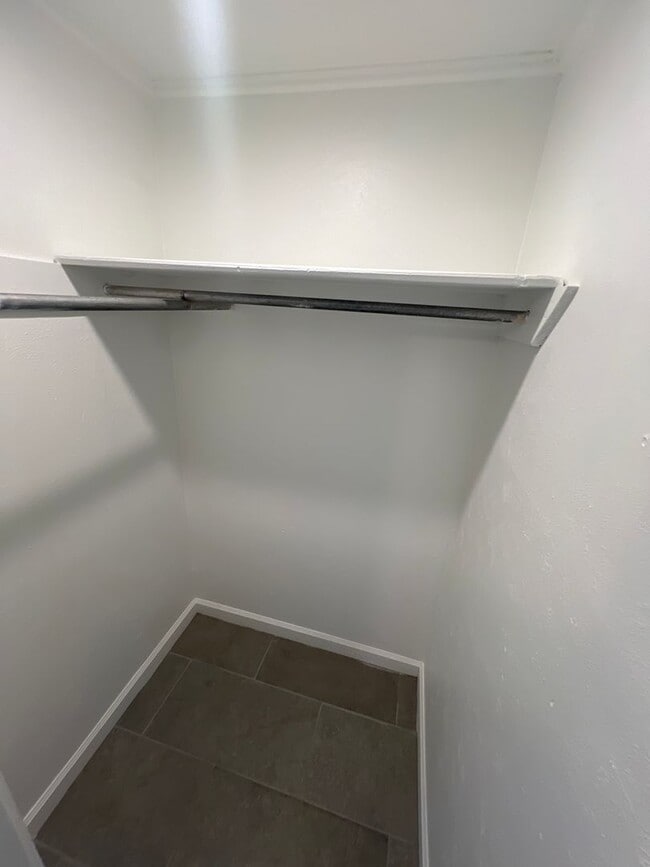 Building Photo - Cute Casita Style Living in historic Albuquerque 1 Bedroom 1 Bath.