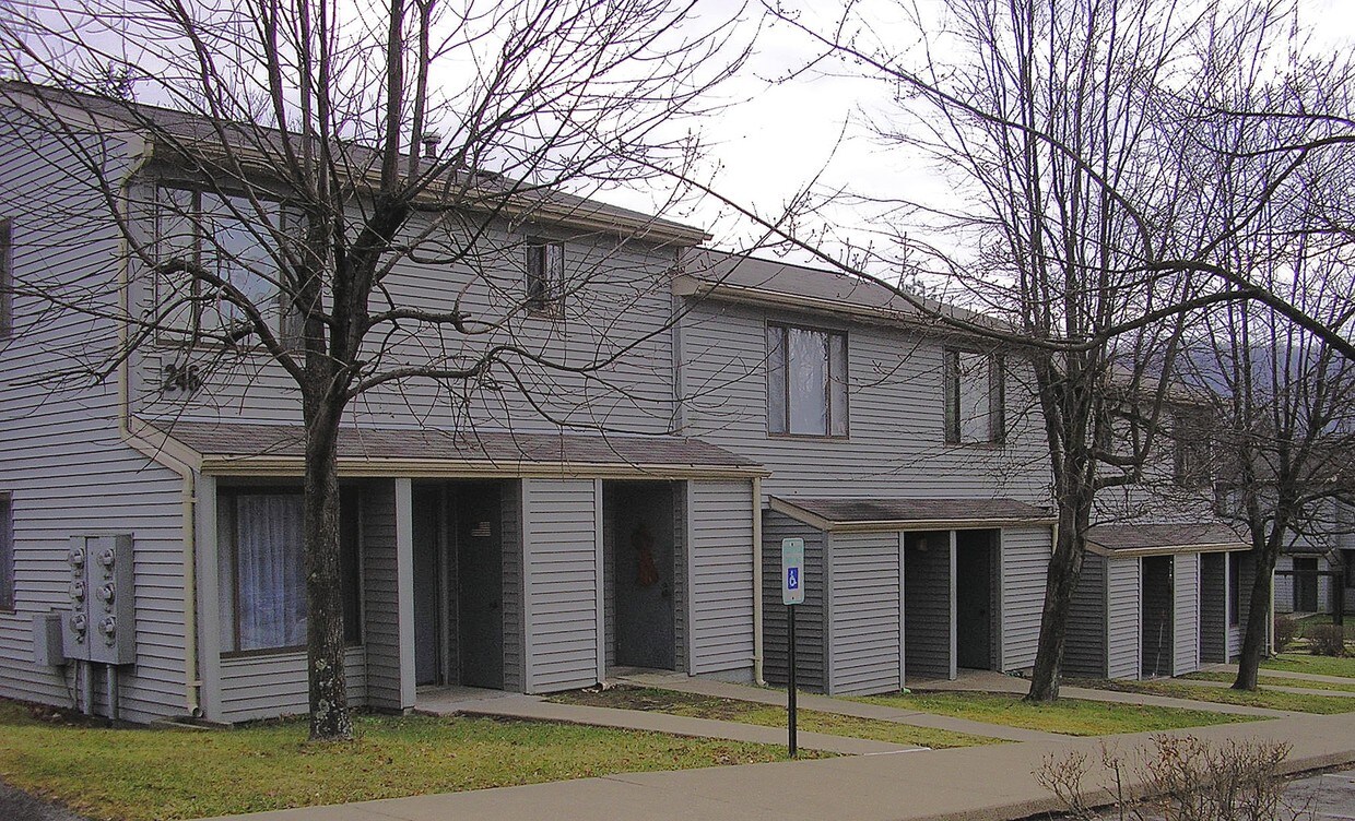 Sandalwood Apartments Apartments Leechburg, PA