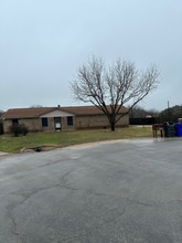 Building Photo - 409 Skyline Cir