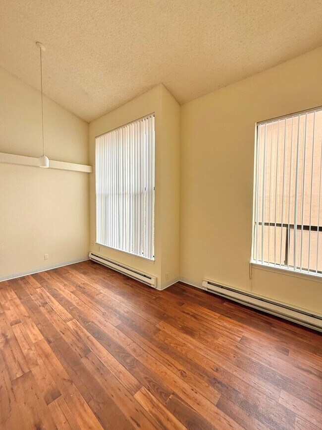 Foto del edificio - 4259 8th Ave NE