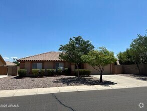 Building Photo - 2213 S Tucana Ln