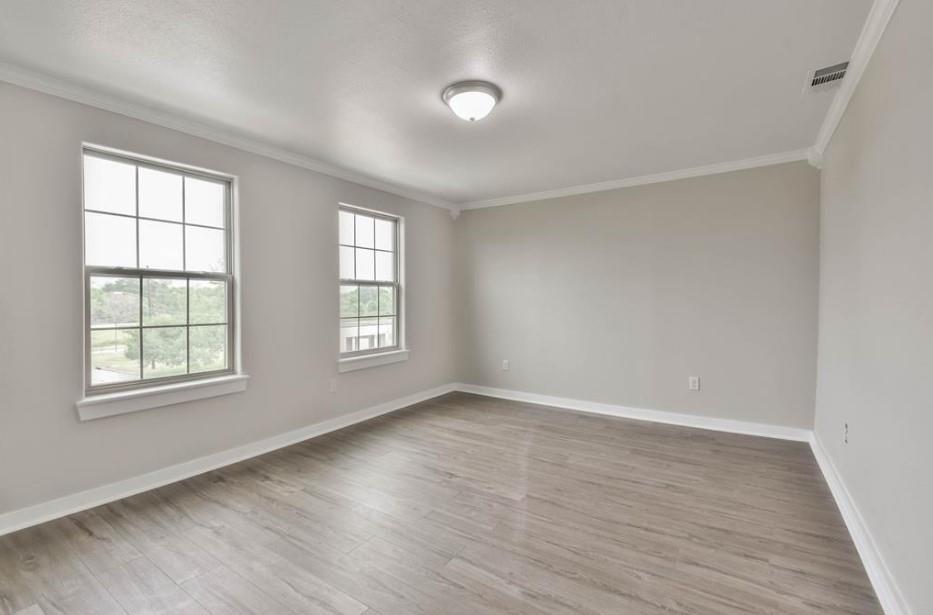 Foto principal - 329 E Washington Ave
