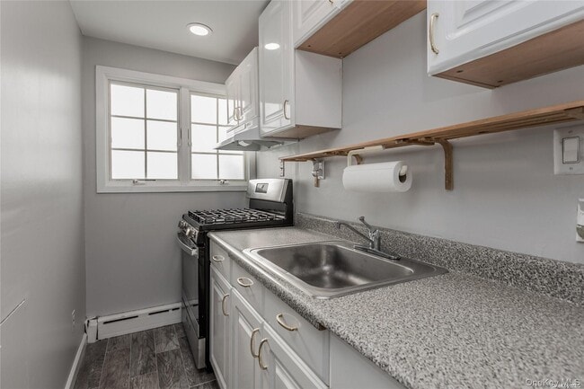 Building Photo - 36 Vine Ln