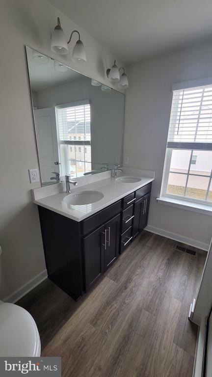 Building Photo - 7503 Silver Thread Wy